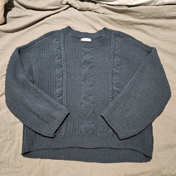 Dark Teal Green Chunky Cable Knit Sweater - Picture 2 of 7